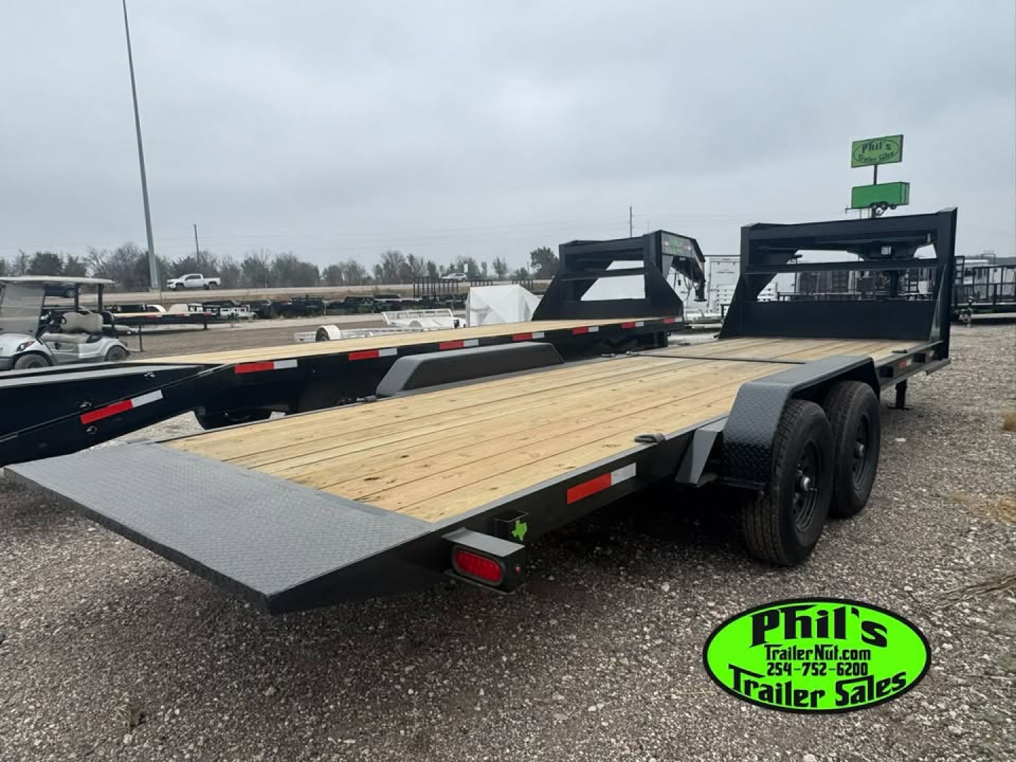 New 2026 Stanley Trailers 83X24 GOOSENECK TILT TRAILER OPEN CAR HAULER 14K GVWR Equipment Trailer