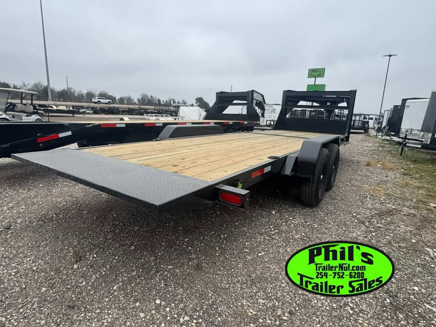 New 2026 Stanley Trailers 83X24 GOOSENECK TILT TRAILER OPEN CAR HAULER 14K GVWR Equipment Trailer