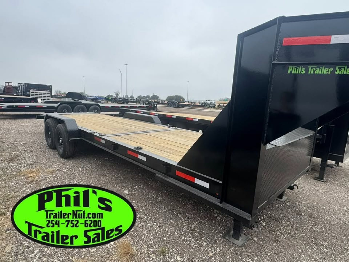 New 2026 Stanley Trailers 83X24 GOOSENECK TILT TRAILER OPEN CAR HAULER 14K GVWR Equipment Trailer