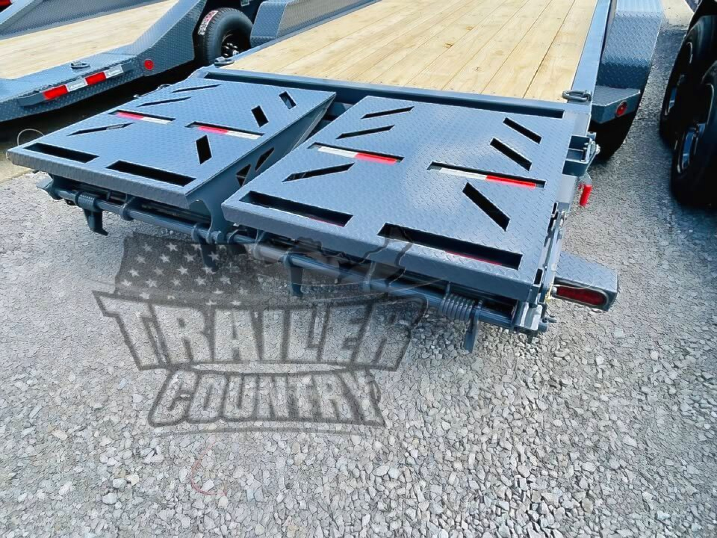 New 2026 New Iron Bull 83"x24' 14k GVWR With Rampage Ramps