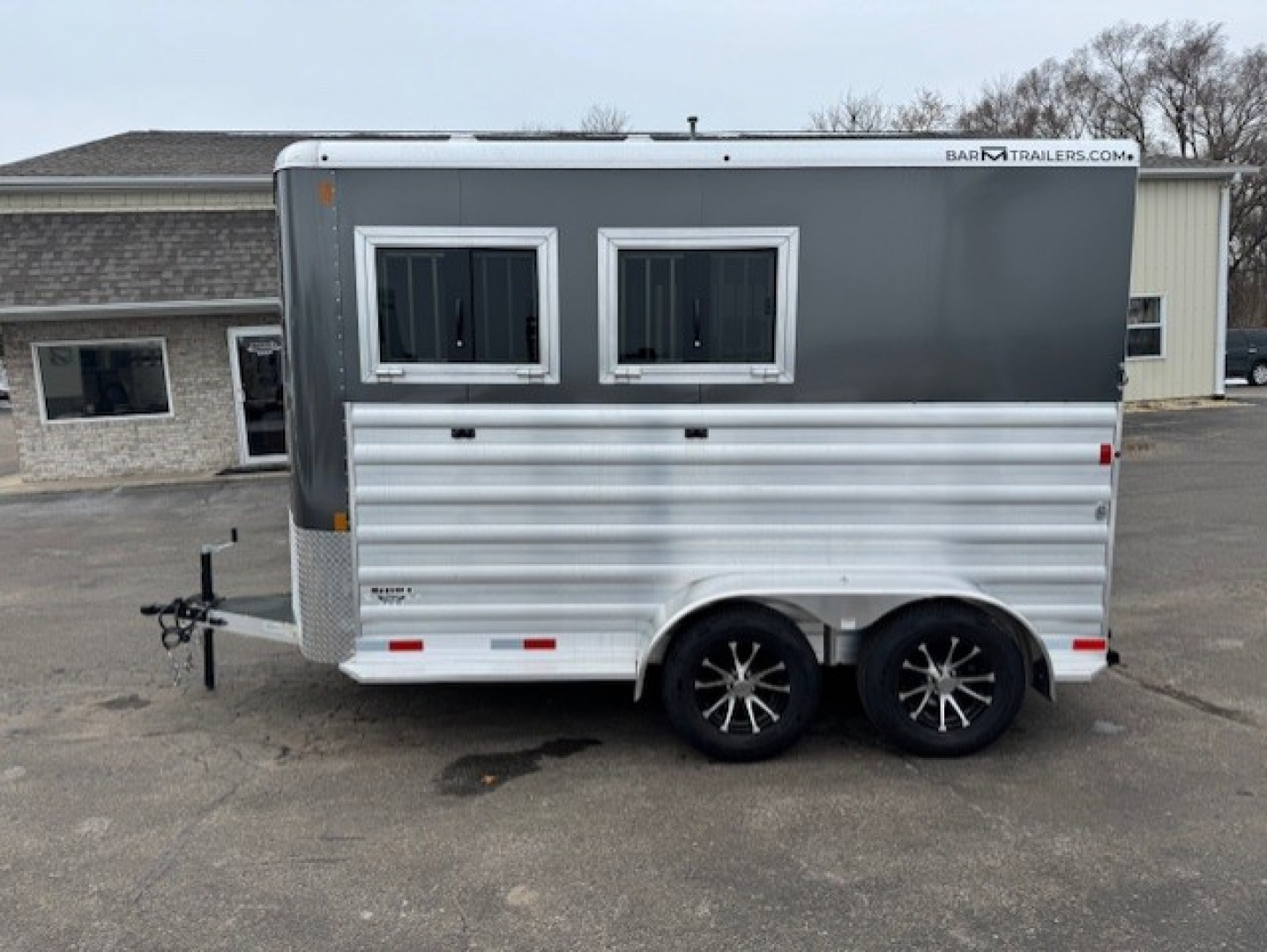 New 2026 Bar-M Trailers ES-20-SL Horse Trailer