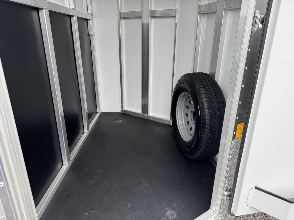 New 2026 Bar-M Trailers ES-20-SL Horse Trailer