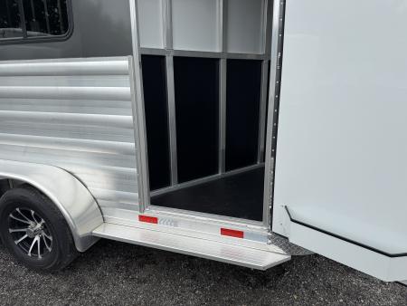 New 2026 Bar-M Trailers ES-20-SL Horse Trailer