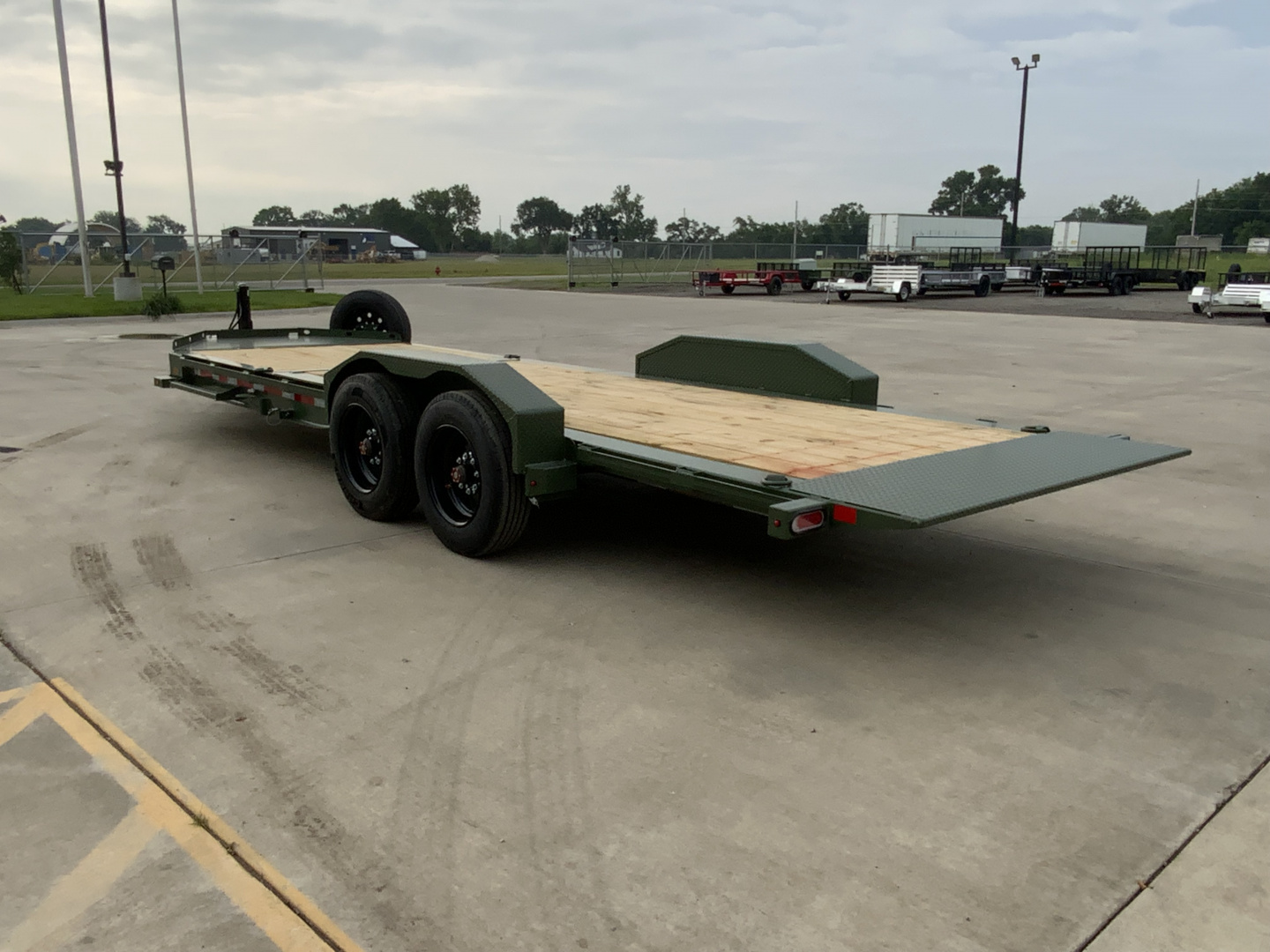 New 2025 Diamond C HDT 208 22 X 80 Tilt Trailer