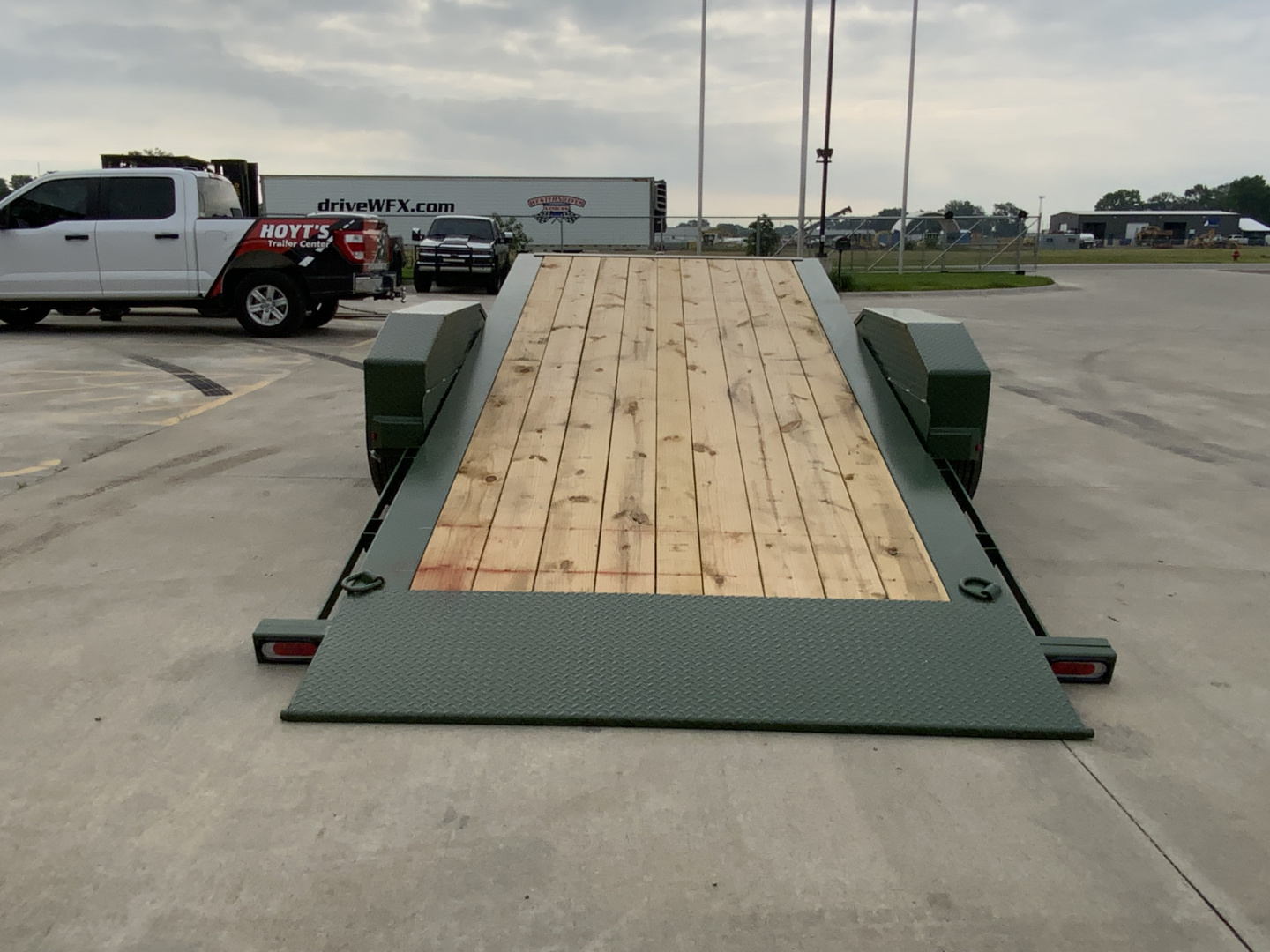 New 2025 Diamond C HDT 208 22 X 80 Tilt Trailer