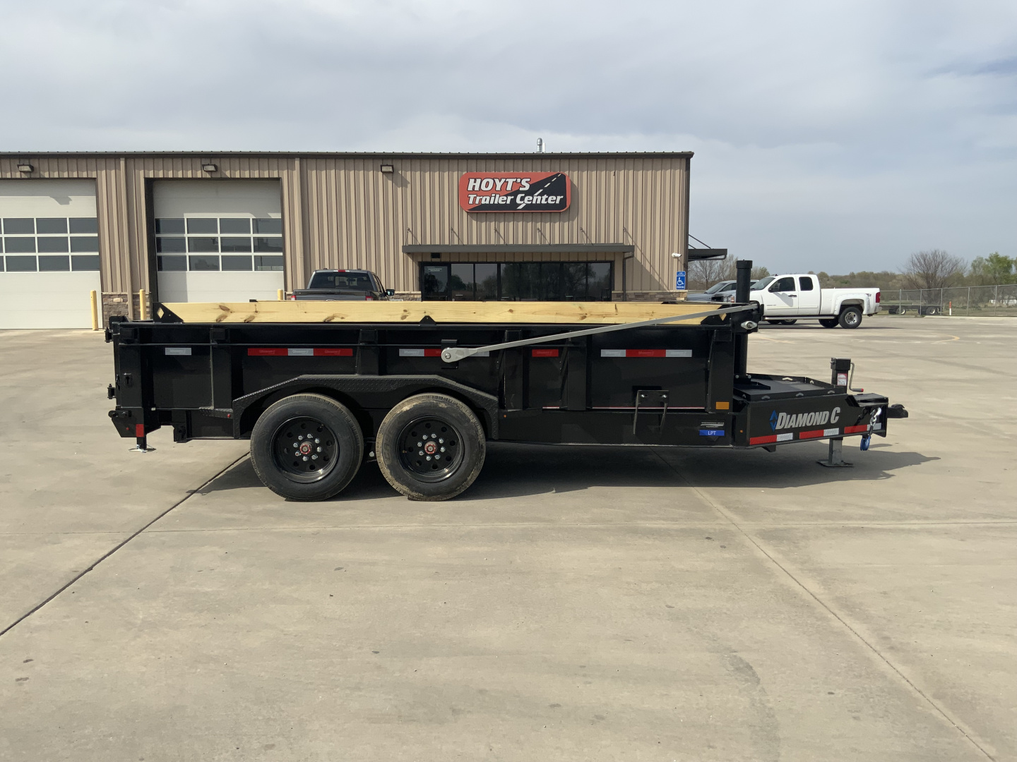 New 2025 Diamond C LPT 208 14 X 81 Dump Trailer