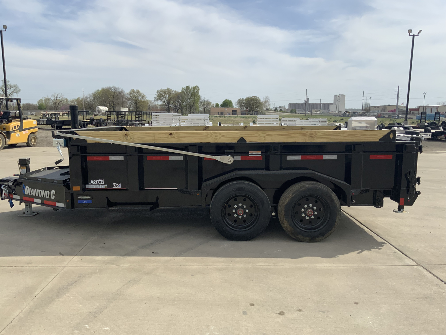 New 2025 Diamond C LPT 208 14 X 81 Dump Trailer