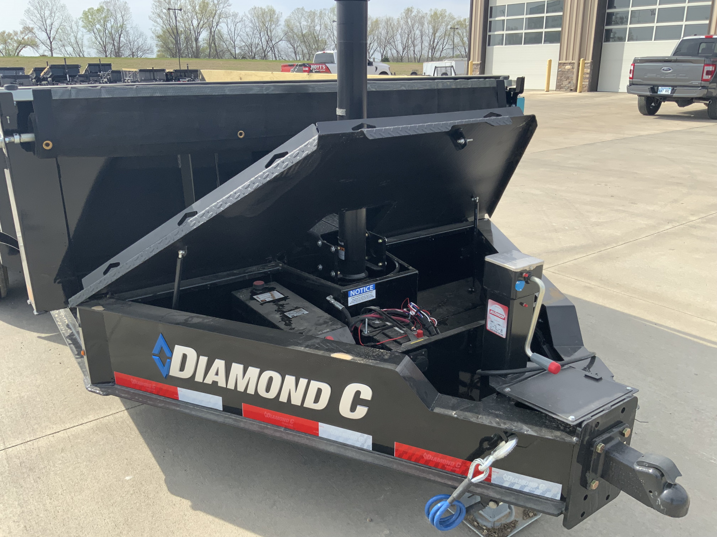 New 2025 Diamond C LPT 208 14 X 81 Dump Trailer