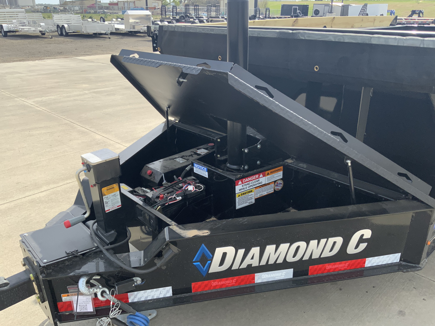 New 2025 Diamond C LPT 208 14 X 81 Dump Trailer