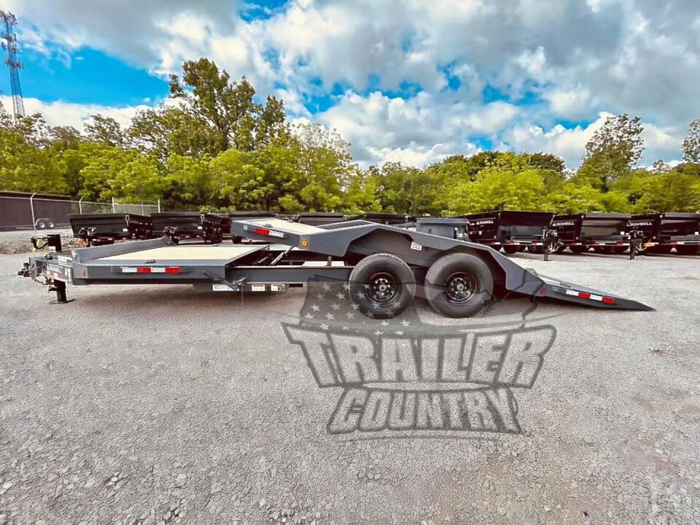 New 2026 102x22 Partial Tilt With Drive Over Fenders