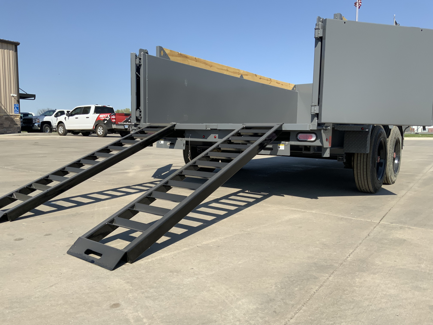 New 2025 Diamond C LPT 208 14 X 81 Dump Trailer