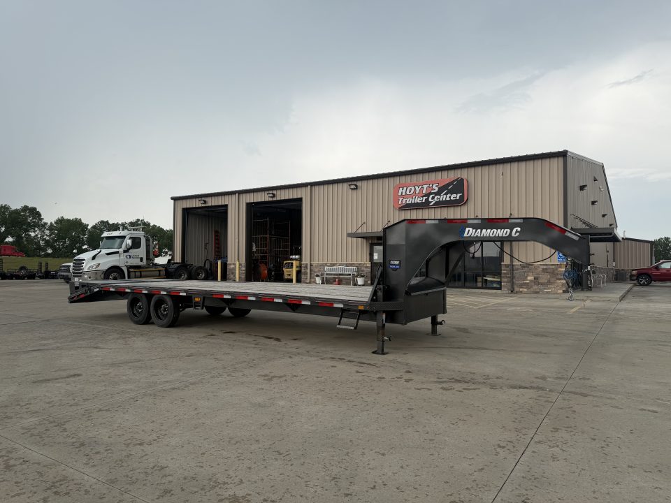 New 2025 Diamond C FMAX 208 28 X 102 Deckover Trailer