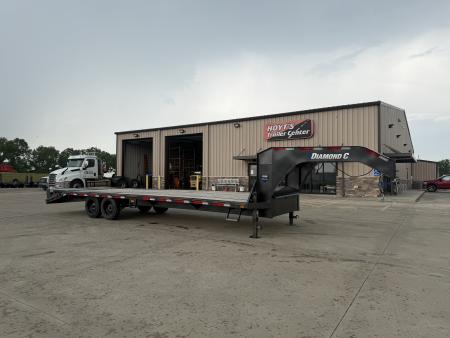 New 2025 Diamond C FMAX 208 28 X 102 Deckover Trailer