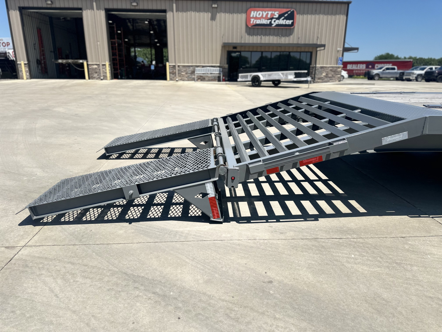 New 2025 Diamond C DEC 208 24 X 102 Deckover Trailer