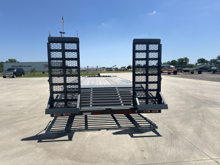 New 2025 Diamond C DEC 208 24 X 102 Deckover Trailer