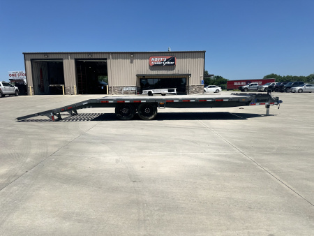 New 2025 Diamond C DEC 208 24 X 102 Deckover Trailer