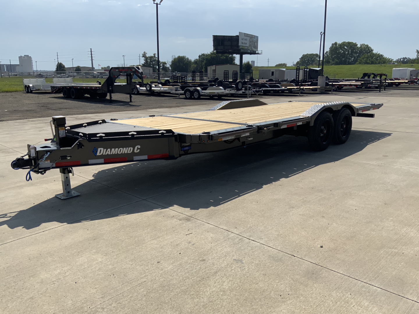 New 2026 Diamond C HXD 208 22 X 102 Tilt Trailer
