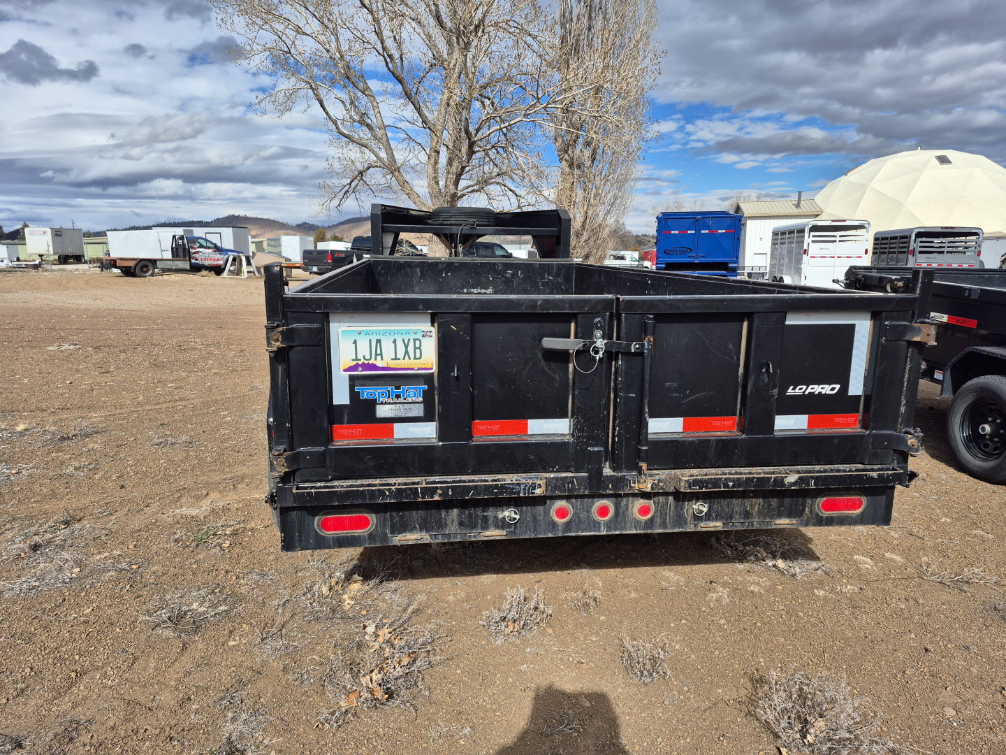 Used 2021 Top Hat USED AS IS Gooseneck Tandem Axle Dump/14,000 GVWR/83"X16'