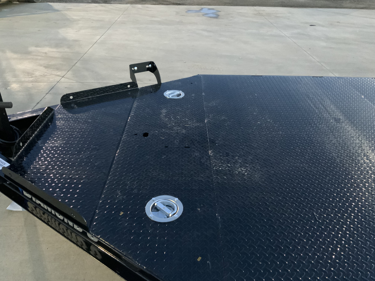 New 2026 Diamond C GTF 235 18 X 83 Car Hauler