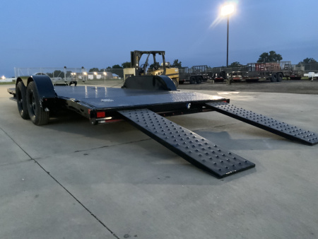 New 2026 Diamond C GTF 235 18 X 83 Car Hauler