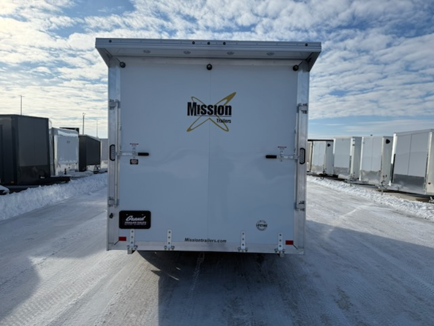 New 2026 Mission MES7.5X16+5 IF Snowmobile Trailer