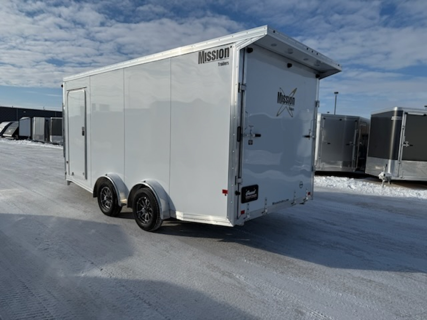 New 2026 Mission MES7.5X16+5 IF Snowmobile Trailer