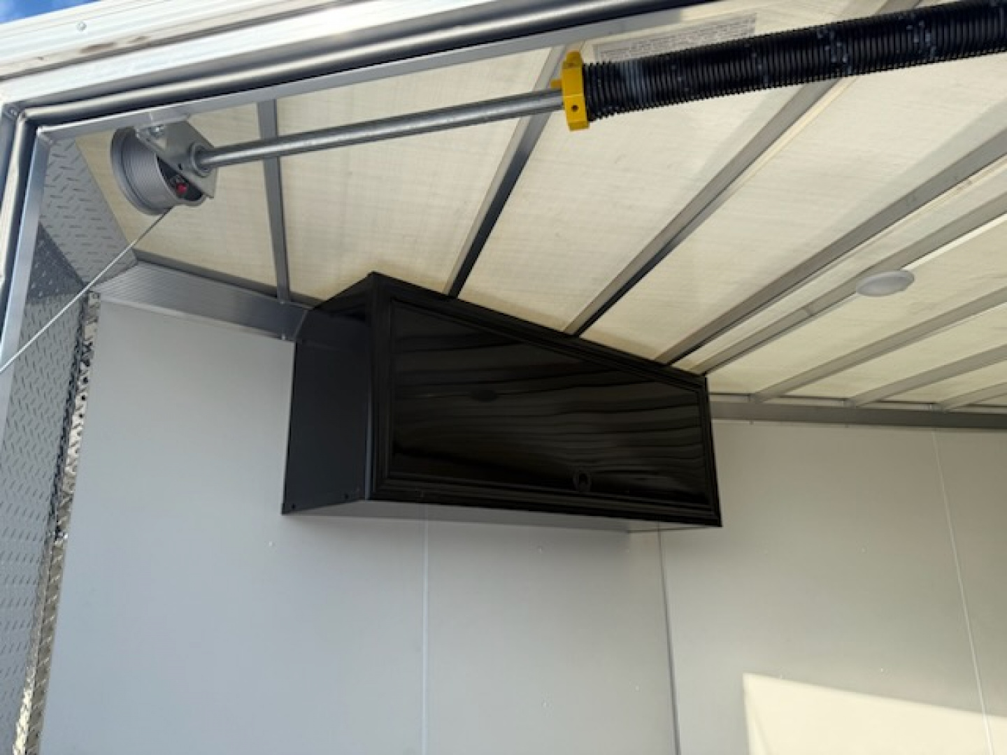 New 2026 Mission MES7.5X16+5 IF Snowmobile Trailer