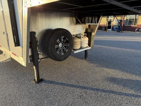 Used 2022 Bison Trailers SV8414-B SILVERADO Horse Trailer