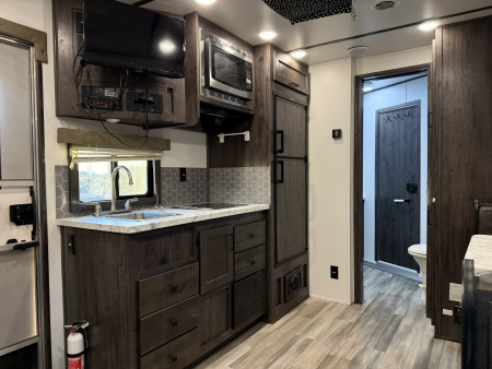 Used 2022 Bison Trailers SV8414-B SILVERADO Horse Trailer