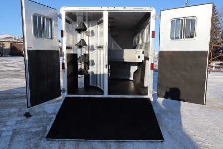 Used 2012 Featherlite Trailers 4Horse LQ Horse Trailer
