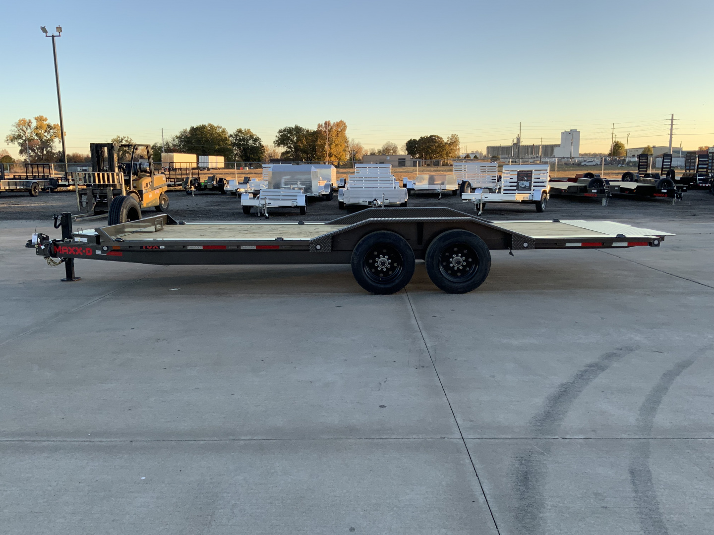 New 2025 MAXX-D T8X 100 X 22 Tilt Trailer