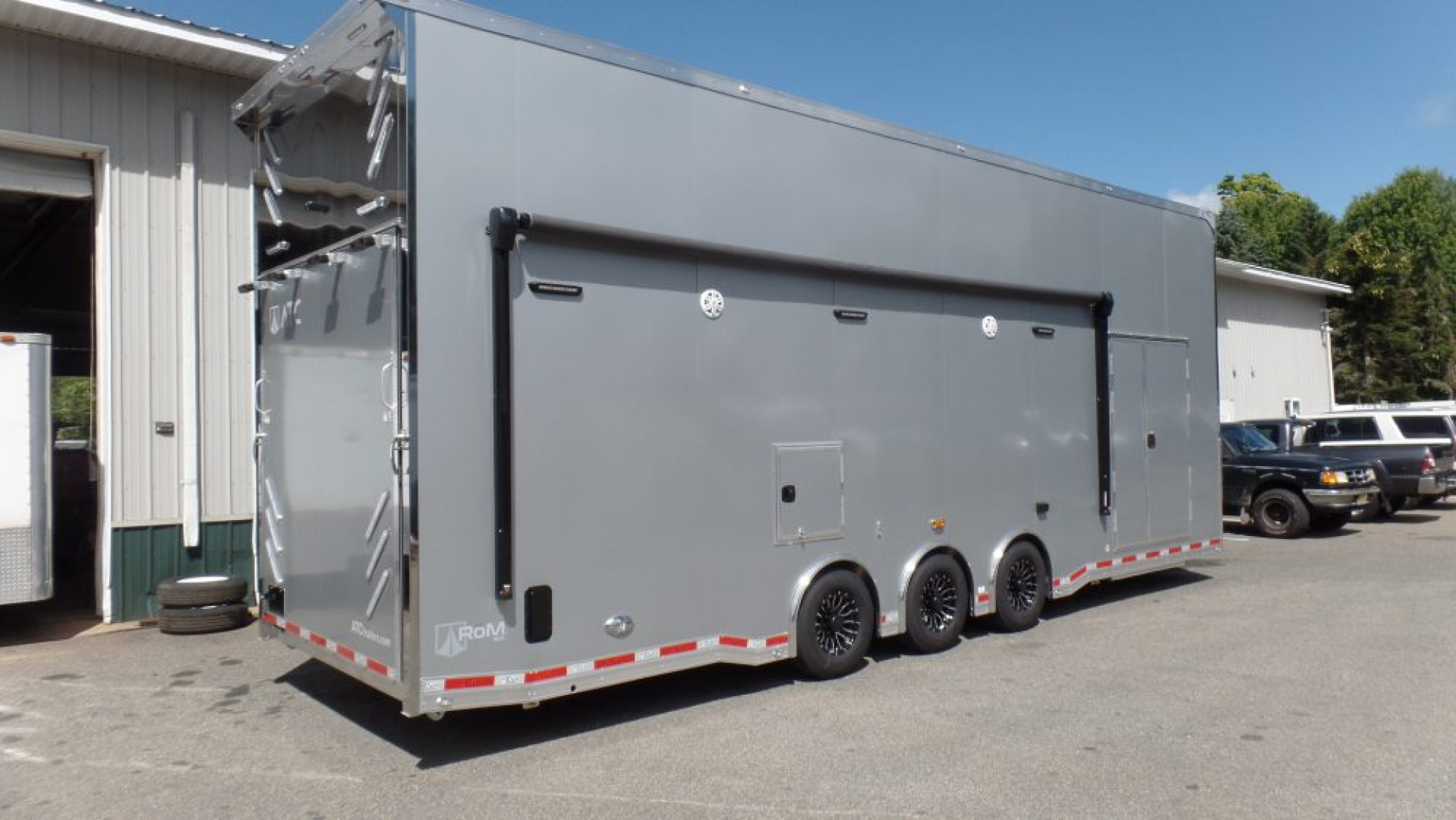 New EXAMPLE, CUSTOM, ATC 30 FT. STACKER / CUSTOM 900 SERIES / Pictures