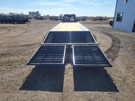 New 2026 Load Trail 102"x36' Gooseneck Triple Axle Deckover Trailer