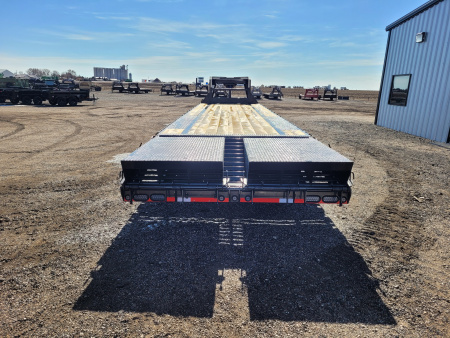 New 2026 Load Trail 102"x36' Gooseneck Triple Axle Deckover Trailer
