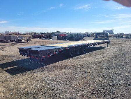 New 2026 Load Trail 102"x36' Gooseneck Triple Axle Deckover Trailer