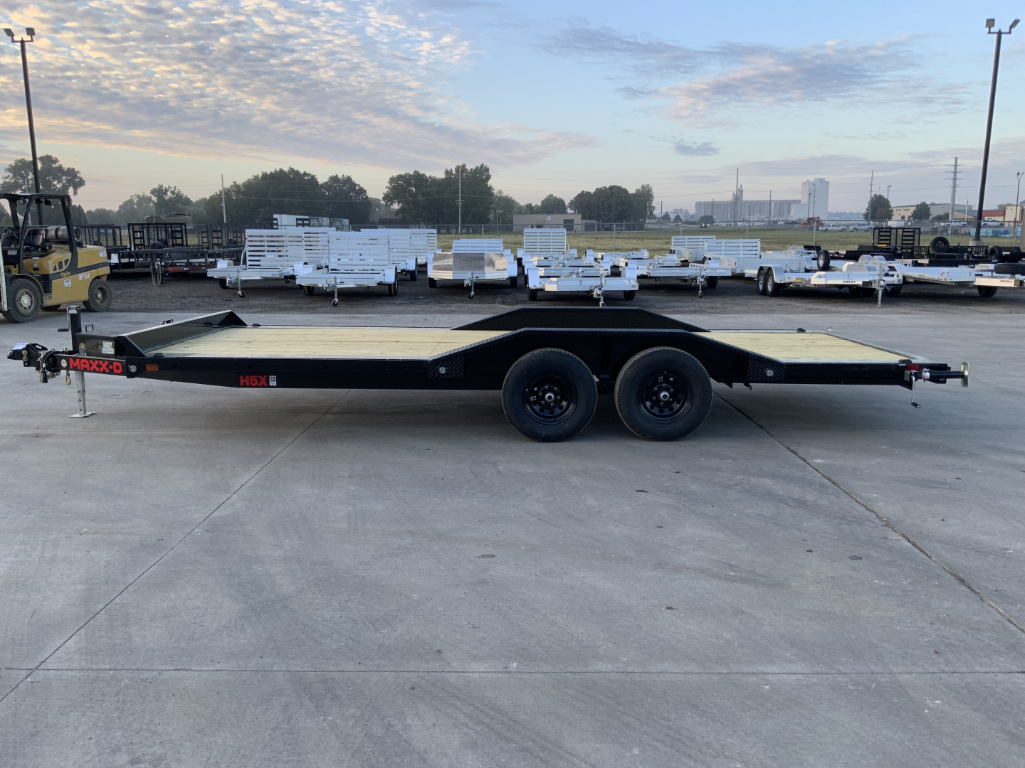 New 2026 MAXX-D H5X 102 X 22 Car Hauler