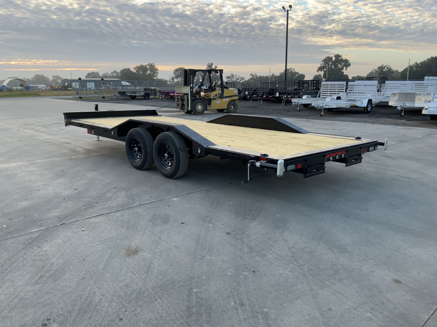 New 2026 MAXX-D H5X 102 X 22 Car Hauler
