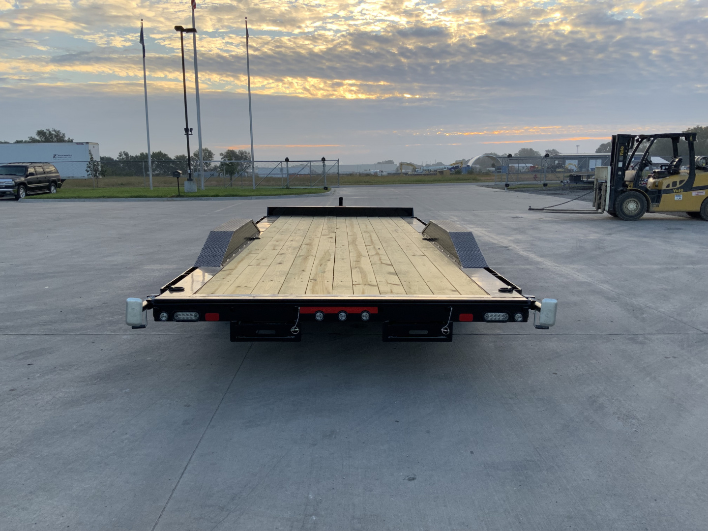New 2026 MAXX-D H5X 102 X 22 Car Hauler