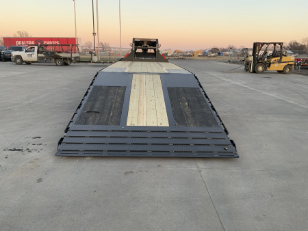 New 2026 MAXX-D YDX 32 X 102 Deckover Trailer