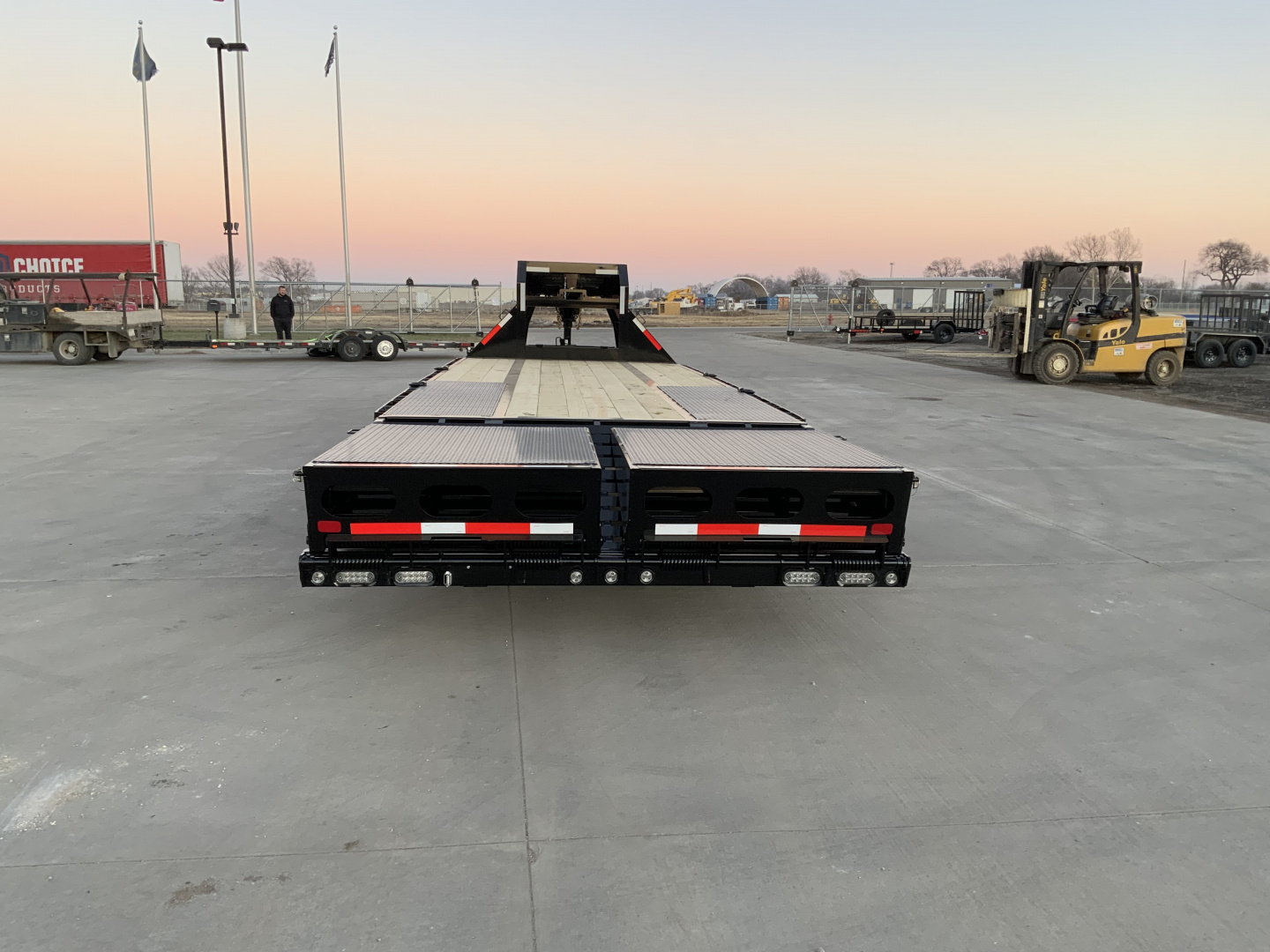New 2026 MAXX-D LDX 25 X 102 Deckover Trailer