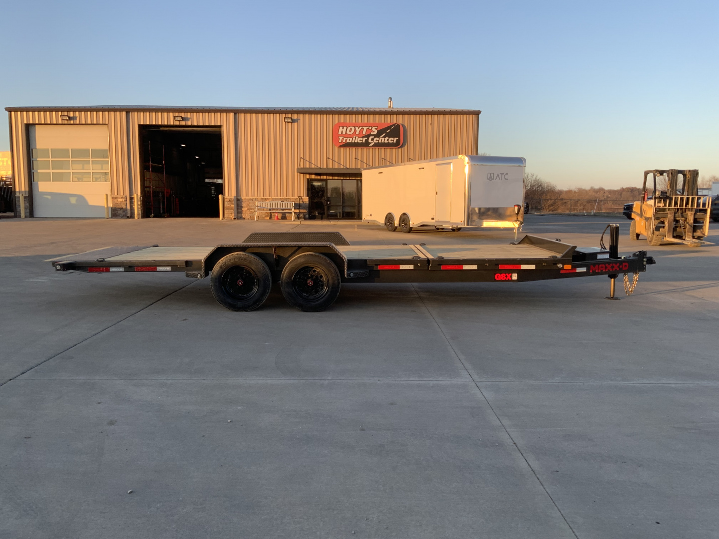 New 2026 MAXX-D G8X 83 X 22 Tilt Trailer