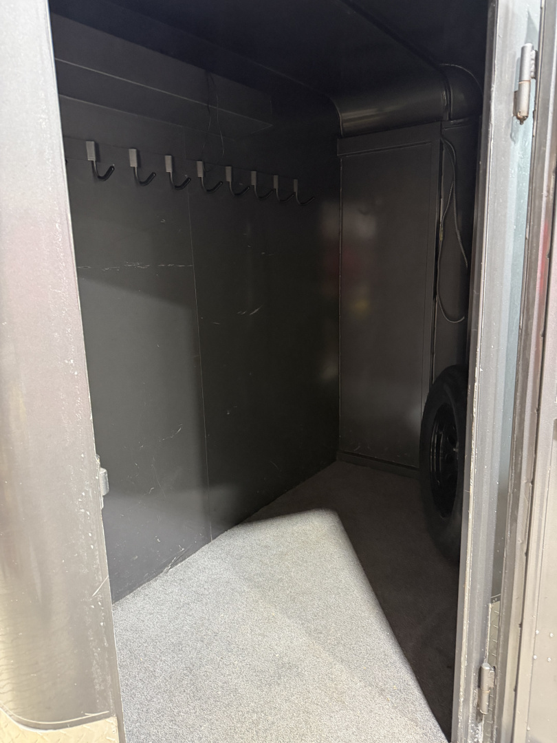 Used 2022 Jackson Jackson 6 pen Stock / Stock Combo Trailer