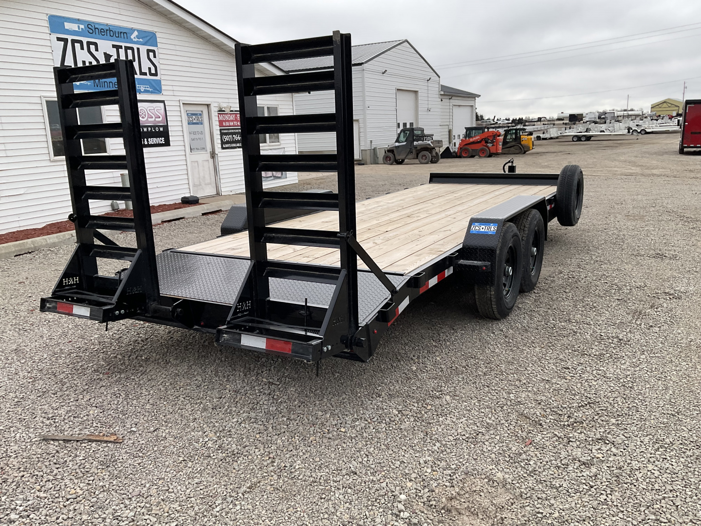 New 2026 H&H Trailers H8220IL-140 Equipment Trailer