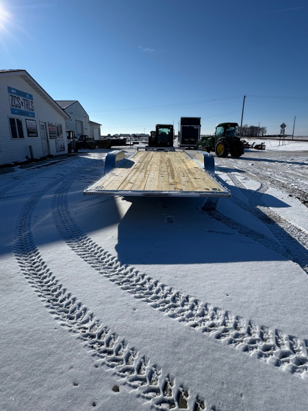 New 2026 H&H Trailers H8224EXLA-140 Car Hauler