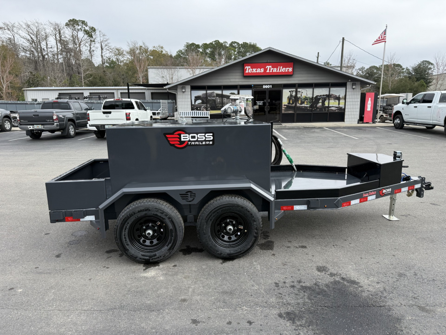 New FT590052 BOSS TRAILERS 590 GALLON FUEL TRAILER