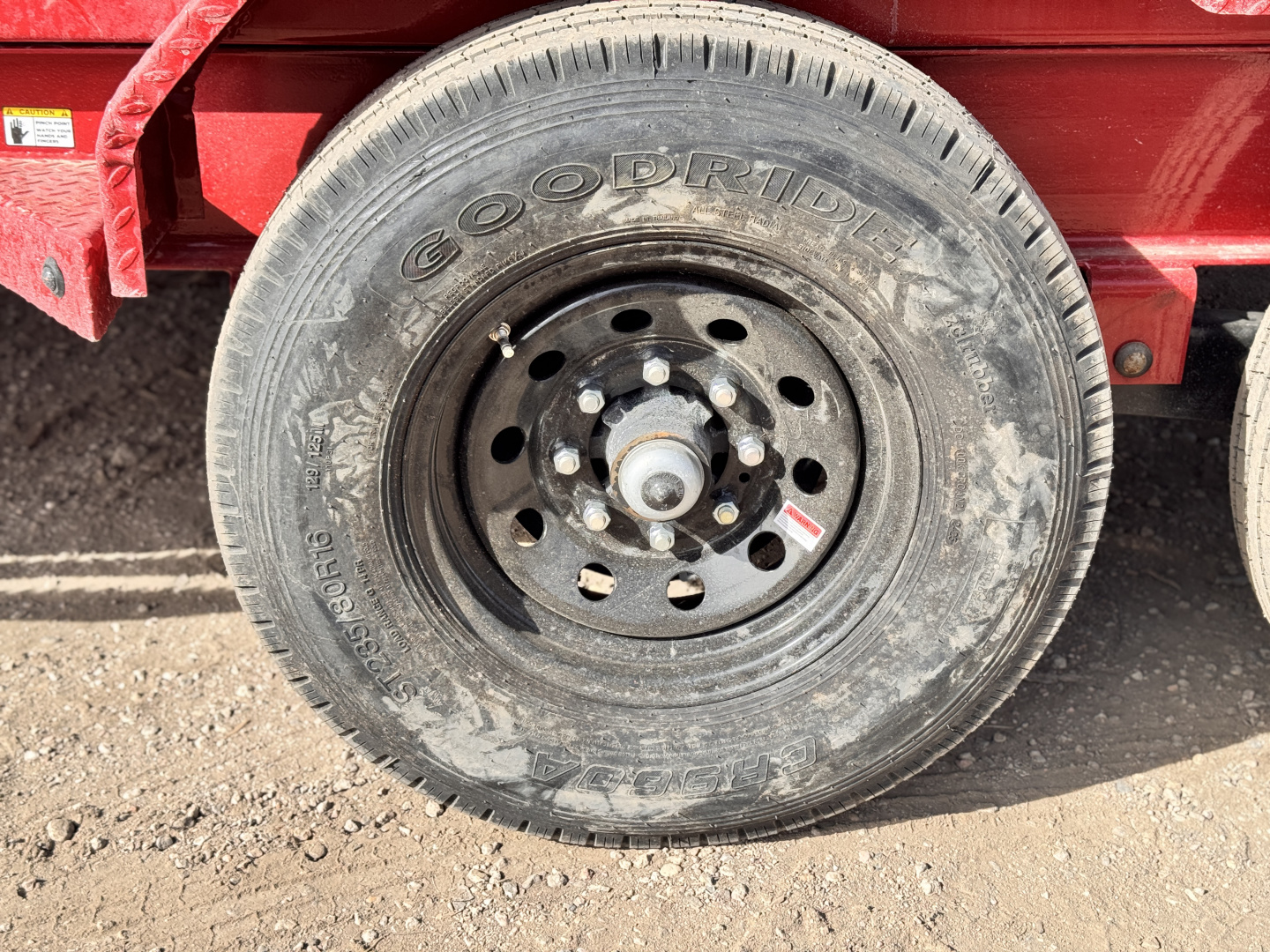 New 2026 Load Trail 7-14-4H Telescopic Gooseneck Dump W/ Hydraulic Jacks 7K Axles