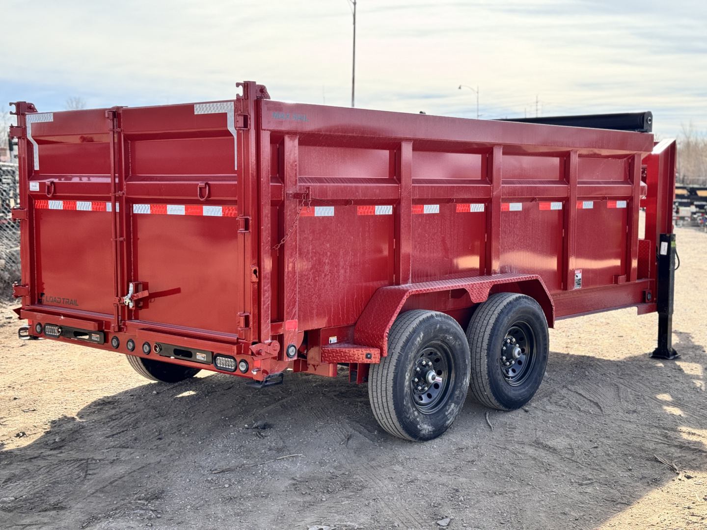 New 2026 Load Trail 7-14-4H Telescopic Gooseneck Dump W/ Hydraulic Jacks 7K Axles