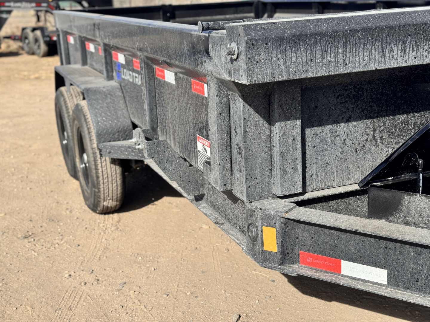 New 2026 Load Trail 7-14 Dump W/ Hydraulic Jack 7K Axles