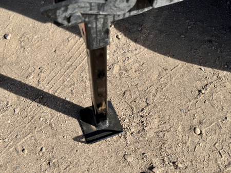 New 2026 Load Trail 7-14 Dump W/ Hydraulic Jack 7K Axles