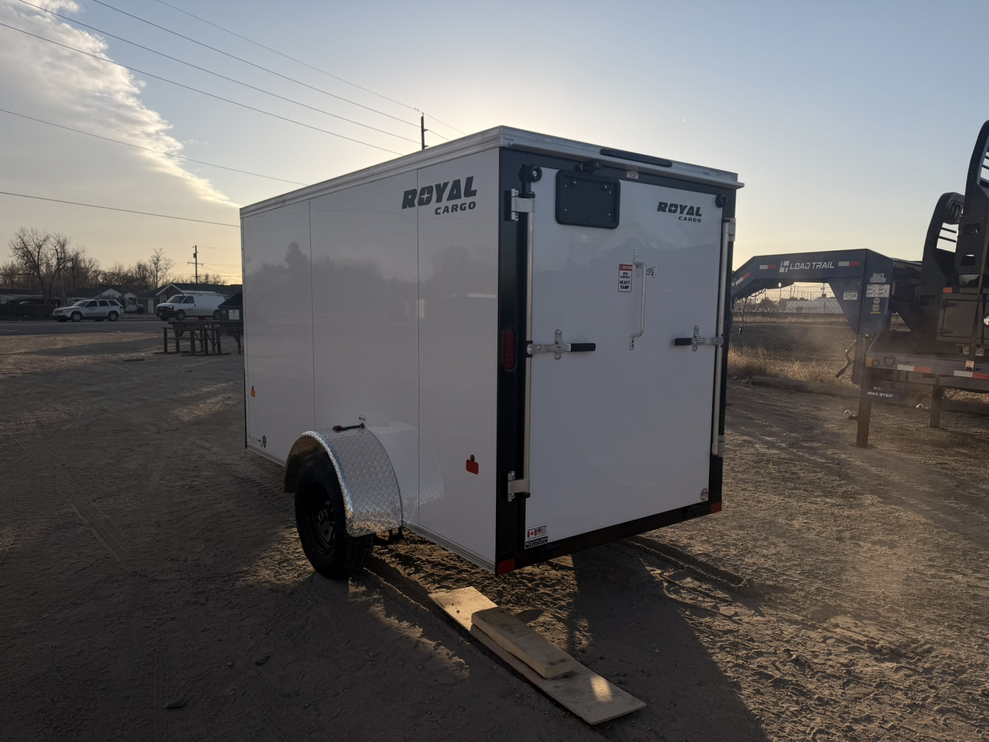 New 2026 Royal 5-10-1.5V Enclosed 2.9K GVWR